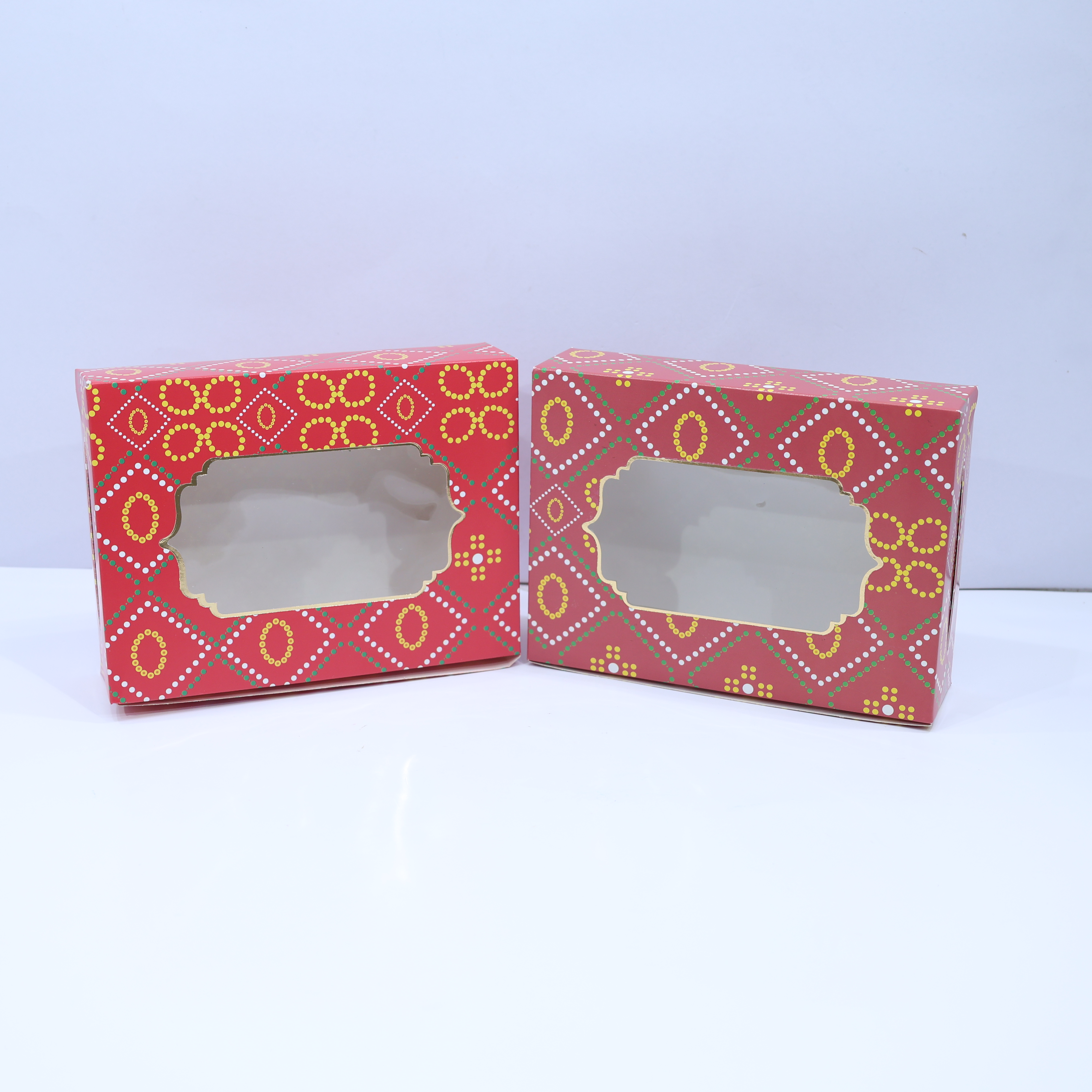 BANDHANI PRINT GOLD FOILED BOXES-12K Size:5.5x7.5x2