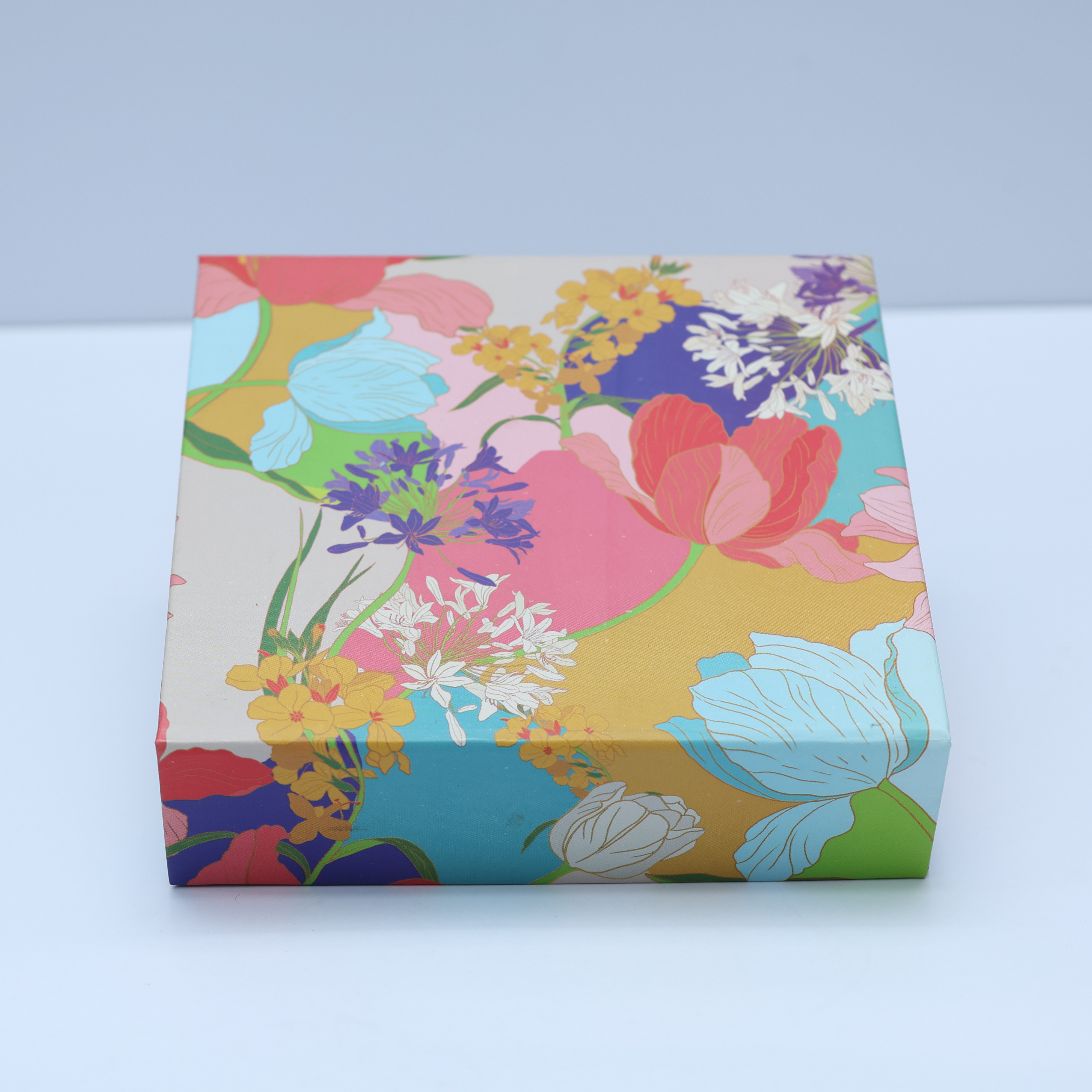 9 Cavity / 250 Grams Gold Foiled Boxes- Floral
