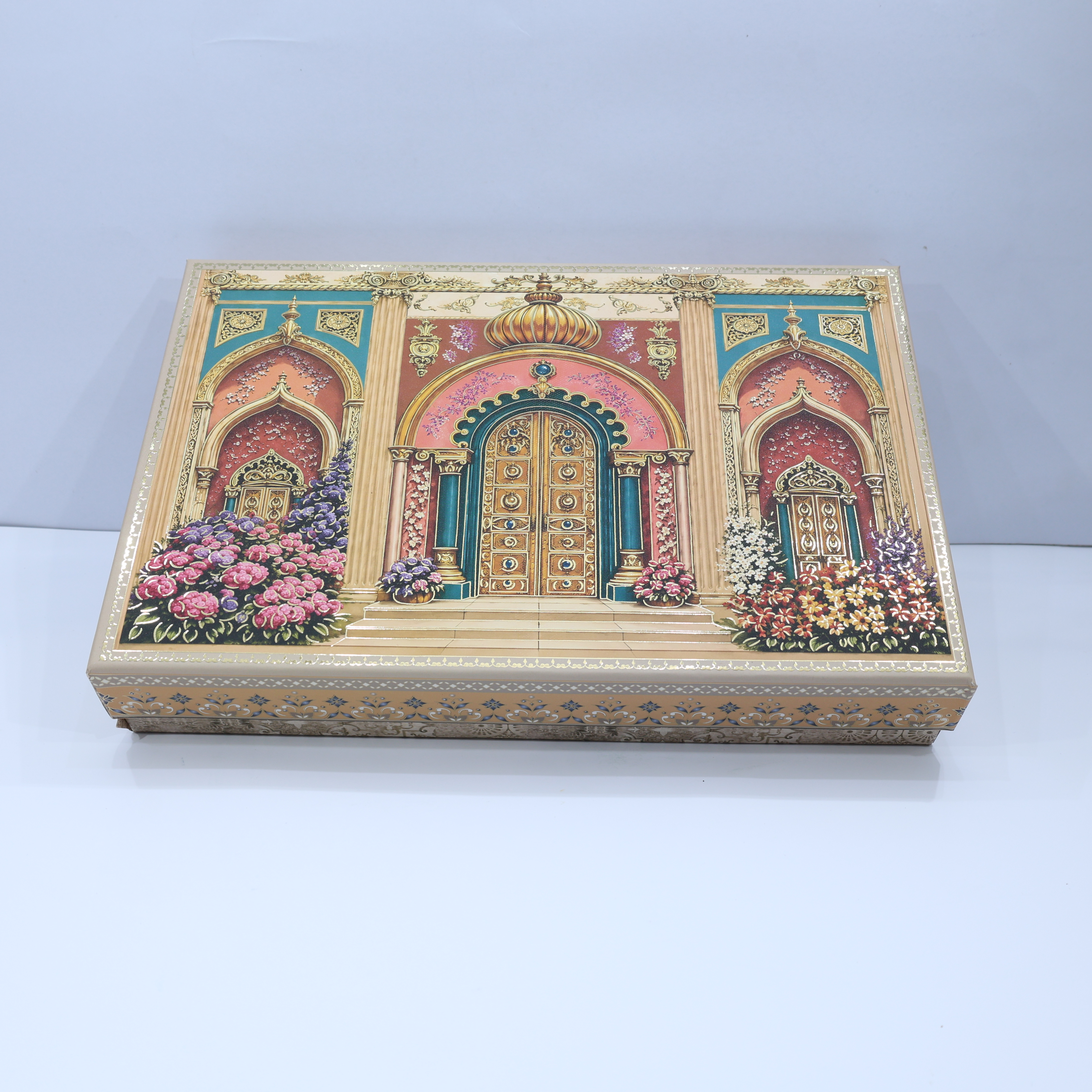 SHAHI MAHAL HAMPER BOX 4 JARS + 8 CAVITY PVC BOX SCODIX FOILED CAPACITY 100 GRAMS
