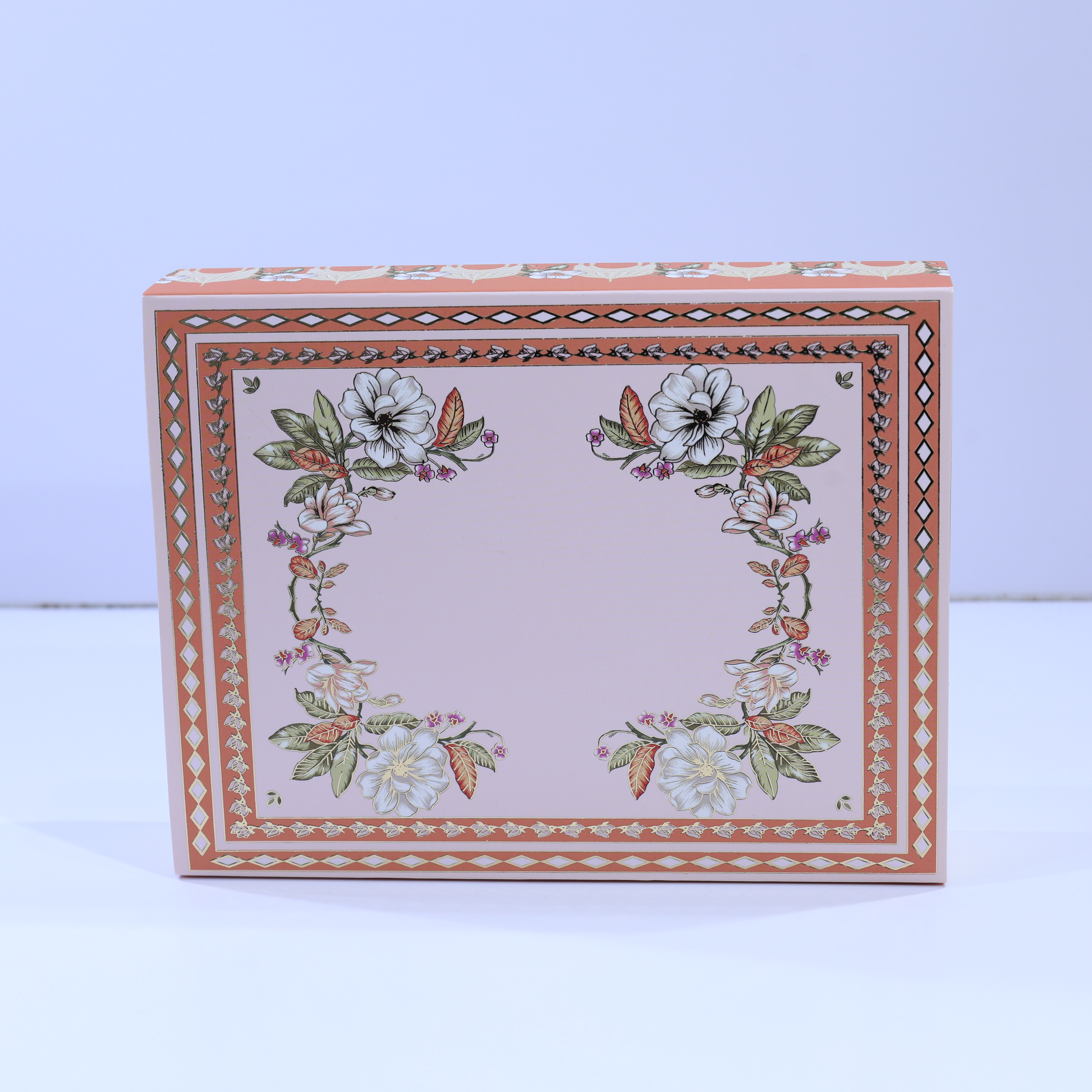 PICHWAI GOLD FOILED DESIGN SLIDING BOXES- RED 12K