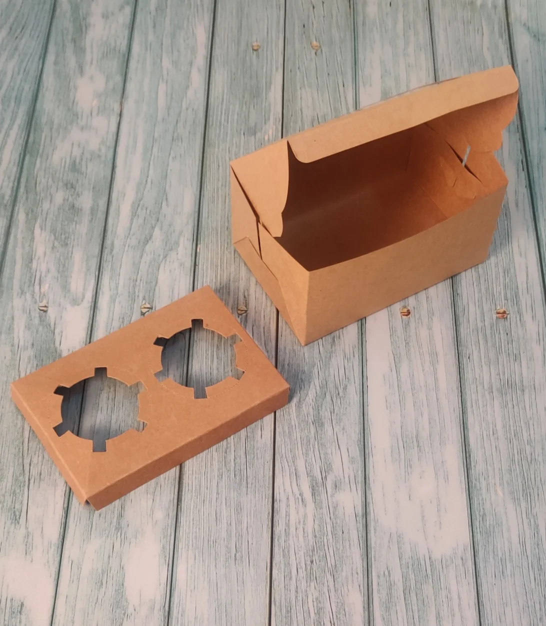 Cupcake Box For 2 - Kraft - 6x4x3 Inches