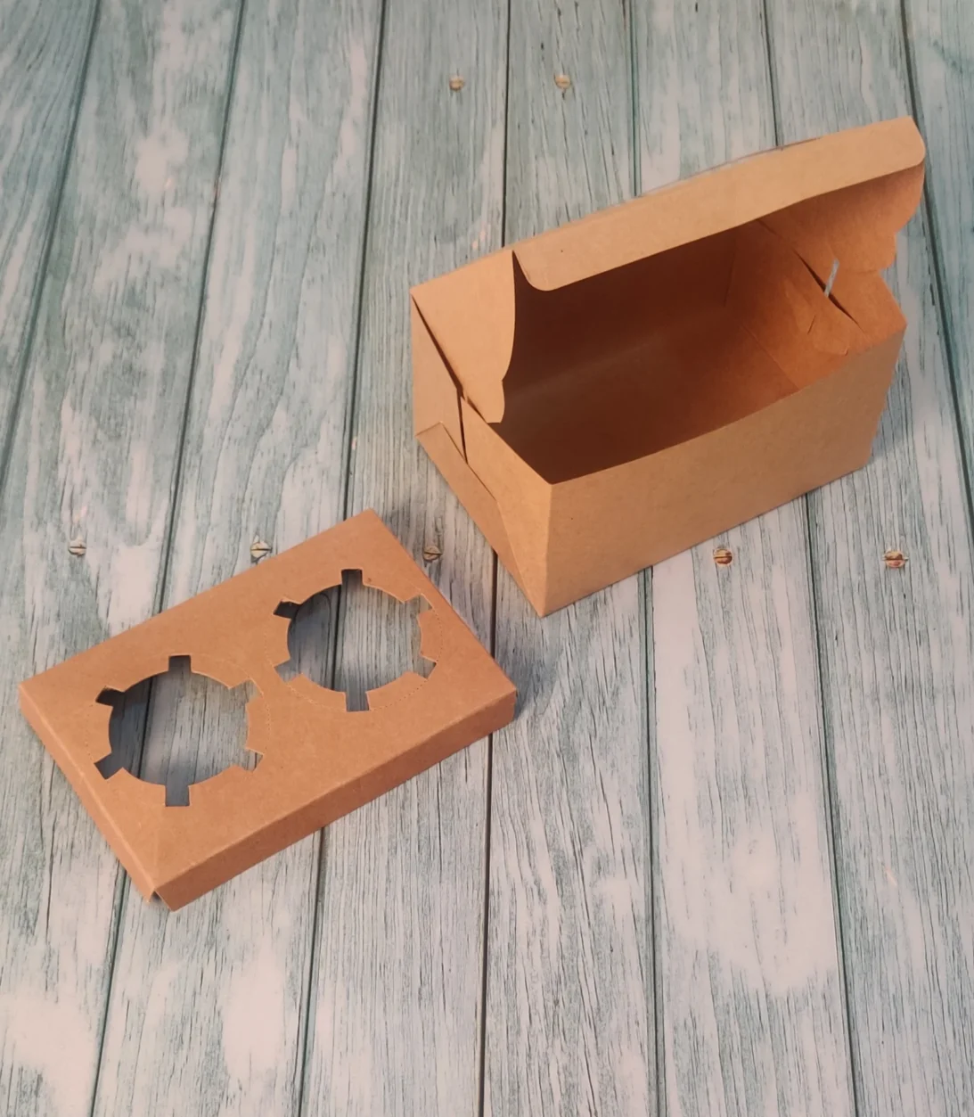 Cupcake Box For 2 - Kraft - 6x4x3 Inches