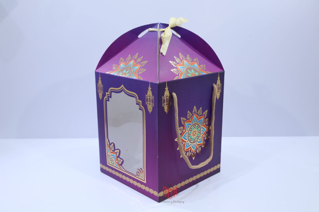 Folding Box Hamper – Premium Folding Gift Packaging (8.5 x 7 x 7 inch Base)